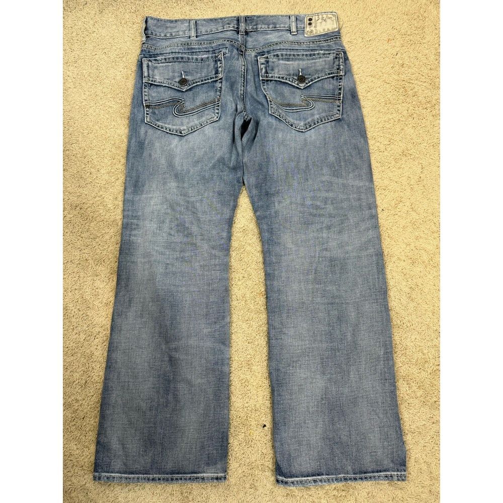 Silver Men's Jeans 38x32 Denim Zac Relaxed Fit Straight Leg Medium Wash Pockets - Picture 2 of 11
